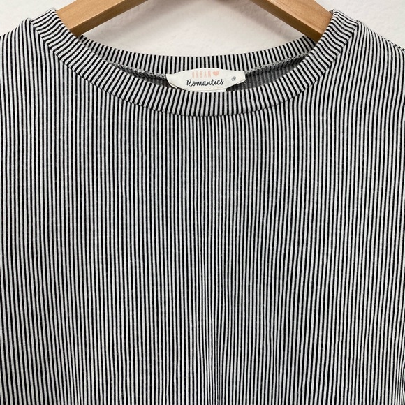 Urban Romantics • Neutral Pinstriped Buttoned Long Sleeve Shirt - Picture 3 of 13